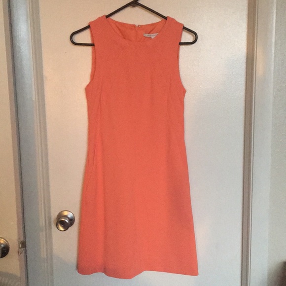 Diane Von Furstenberg Dresses & Skirts - Diane Von Furstenberg. Salmon Size 6